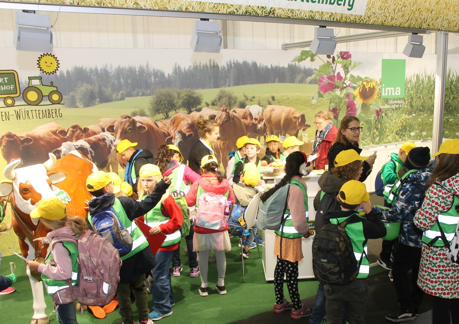  Mehr als 2000 Kinder haben die Landwirtschaft entdeckt